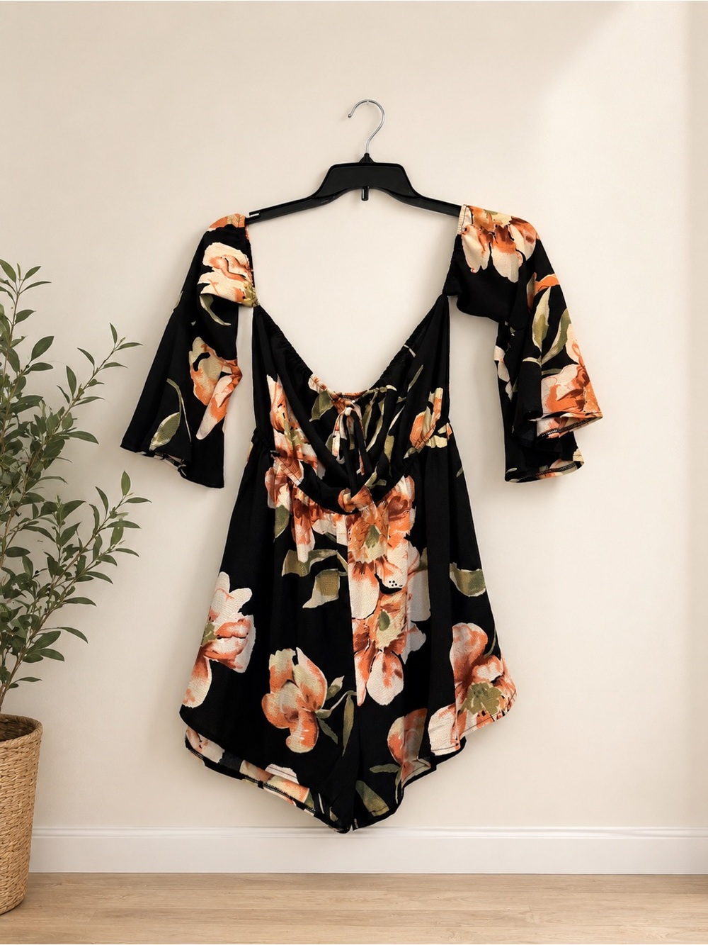 Black Floral Sheer Romper Dress Size L Boho Open Back - Picture 3 of 5